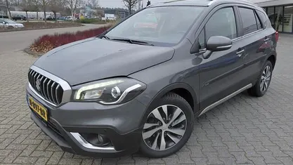 Gebruikt 2020 Suzuki SX4 S-Cross Style SUV | € 15.400 (Eerlijke prijs)
