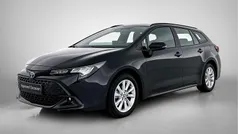 Zwart Gebruikt 2024 Toyota Corolla Hybrid Active Stationwagen | € 26.495 (Goede deal)