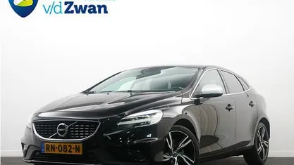 Gebruikt 2018 Volvo V40 Business Edition Hatchback | € 12.750 (Eerlijke prijs)
