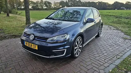 Occasion 2015 VW Golf VII GTE Hatchback | € 6.950 (Super prijs)