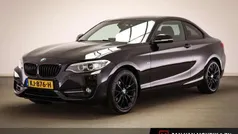 Zwart Gebruikt 2016 BMW 218 Executive Coupé | € 20.900 (Eerlijke prijs)
