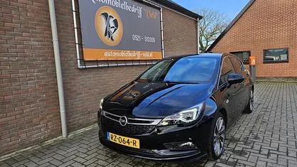 Occasion Opel Astra Innovation 150 PK (110 kW) 2018 Zwart Hatchback