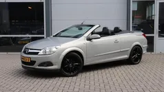 Beige Gebruikt 2010 Opel Astra Cabriolet Cabriolet | € 5.950 (Eerlijke prijs)