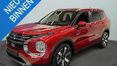 Gebruikt 2025 Mitsubishi Outlander Edition SUV | € 58.390 (Eerlijke prijs)