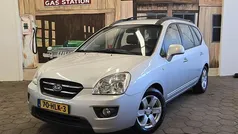 Grijs Gebruikt 2009 Kia Carens 2 MPV | € 2.495 (Eerlijke prijs)