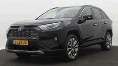 Zwart Gebruikt 2020 Toyota RAV4 Executive SUV | € 33.945 (Eerlijke prijs)