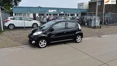 Zwart Gebruikt 2009 Peugeot 107 Hatchback | € 2.750 (Eerlijke prijs)