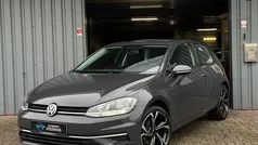 Gebruikt 2017 VW Golf VII Highline Hatchback | € 10.499 (Eerlijke prijs)