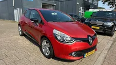 Rood Gebruikt 2013 Renault Clio IV Collection Hatchback | € 4.499 (Eerlijke prijs)