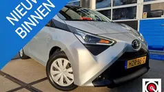 Zilver Gebruikt 2020 Toyota Aygo Hatchback | € 8.750 (Goede deal)
