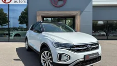 Suv Gebruikt 2023 VW T-Roc Style SUV | € 29.945 (Eerlijke prijs)