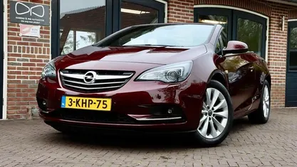 Gebruikt 2013 Opel Cascada Cosmo Cabriolet | € 11.950 (Eerlijke prijs)