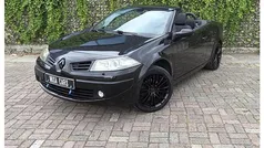 Zwart Gebruikt 2006 Renault Mégane Cabriolet Cabriolet | € 2.199 (Eerlijke prijs)