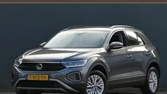 Grijs Gebruikt 2023 VW T-Roc SUV | € 25.450 (Eerlijke prijs)