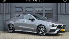 Grijs Gebruikt 2022 Mercedes CLA200 Business Sedan | € 36.950 (Eerlijke prijs)