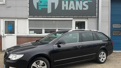 Occasion 2011 Skoda Superb Business Line Stationwagen | € 3.750 (Eerlijke prijs)