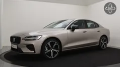 Gebruikt 2024 Volvo S60 Plus Sedan | € 44.900 (Eerlijke prijs)