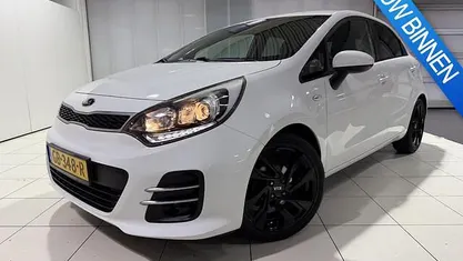 Occasion 2015 Kia Rio Hatchback | € 9.400 (Eerlijke prijs)