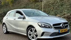 Grijs Gebruikt 2015 Mercedes A160 Ambition Hatchback | € 11.990 (Eerlijke prijs)