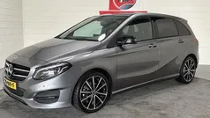Grijs Gebruikt 2018 Mercedes B180 Ambition MPV | € 17.950 (Eerlijke prijs)