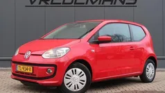 Rood, metallic lak Gebruikt 2012 VW up! Hatchback | € 3.950 (Eerlijke prijs)
