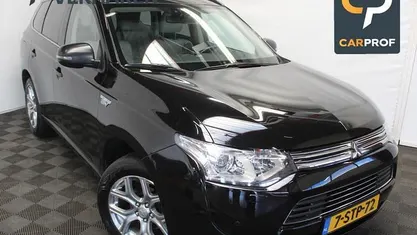Occasion Mitsubishi Outlander Instyle 135 PK (99 kW) 2013 SUV