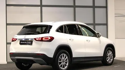 Occasion 2020 Mercedes GLA200 Progressive SUV | € 33.450 (Goede deal)