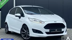 Wit Gebruikt 2017 Ford Fiesta ST-Line Hatchback | € 10.495 (Eerlijke prijs)