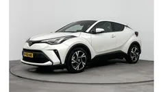 Gebruikt 2022 Toyota C-HR Style SUV | € 27.445 (Eerlijke prijs)