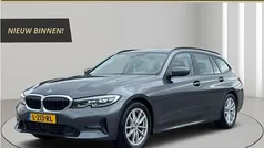 Grijs Gebruikt 2021 BMW 318 Comfort Edition Stationwagen | € 21.749 (Super prijs)
