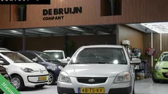 Gebruikt 2007 Kia Rio Hatchback | € 2.500 (Eerlijke prijs)