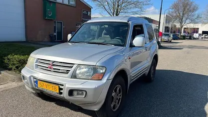 Grijs Occasion 2001 Mitsubishi Pajero SUV | € 2.950 (Eerlijke prijs)