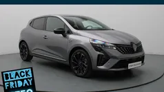 Grijs metallic Gebruikt 2023 Renault Clio V Esprit Alpine Hatchback | € 24.290 (Eerlijke prijs)