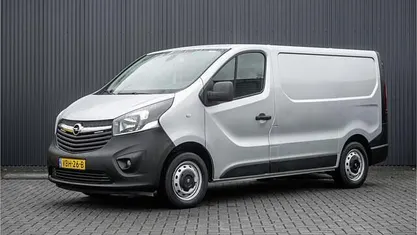 Grijs Occasion 2019 Opel Vivaro Eco MPV | € 10.450 (Super prijs)