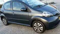 Grijs Gebruikt 2006 Toyota Aygo Hatchback | € 2.999 (Eerlijke prijs)