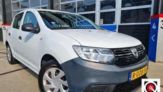 Gebruikt 2017 Dacia Sandero Hatchback | € 5.950 (Eerlijke prijs)