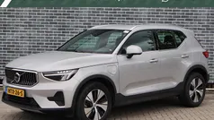 Grijs Gebruikt 2023 Volvo XC40 R-Design SUV | € 36.694 (Eerlijke prijs)