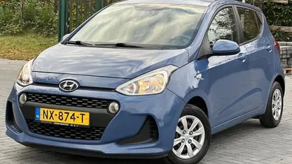 Occasion Hyundai i10 Edition 67 PK (49 kW) 2017 Blauw Hatchback