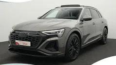 Grijs Gebruikt 2023 Audi Q8 e-tron SUV | € 62.400 (Eerlijke prijs)