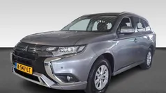 Gebruikt 2021 Mitsubishi Outlander P-HEV SUV | € 25.875 (Eerlijke prijs)