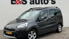 Grijs Gebruikt 2015 Peugeot Partner Access MPV | € 9.400 (Eerlijke prijs)
