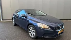 Gebruikt 2013 Volvo V40 Kinetic Hatchback | € 4.150 (Eerlijke prijs)
