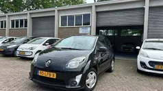 Zwart Gebruikt 2010 Renault Twingo Authentique Hatchback | € 2.495 (Eerlijke prijs)
