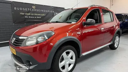 Occasion Dacia Sandero Stepway 87 PK (63 kW) 2010 Rood Hatchback