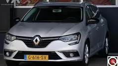 Grijs Gebruikt 2019 Renault Mégane GrandTour LIMITED Stationwagen | € 17.950 (Eerlijke prijs)