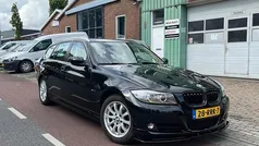 Zwart Gebruikt 2011 BMW 318 Luxury Line Stationwagen | € 6.450 (Eerlijke prijs)
