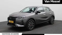 Grijs Gebruikt 2023 DS Automobiles DS3 Crossback E-Tense Performance SUV | € 27.940 (Eerlijke prijs)