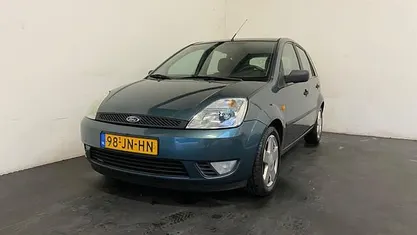 Blauw Gebruikt 2002 Ford Fiesta Hatchback | € 1.399 (Eerlijke prijs)