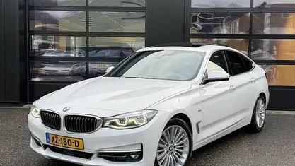 Occasion BMW 330 Luxury Line 252 PK (185 kW) 2017 Hatchback