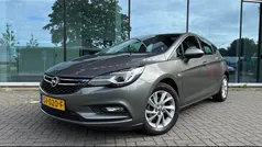 Grijs Gebruikt 2018 Opel Astra Innovation Hatchback | € 14.490 (Eerlijke prijs)